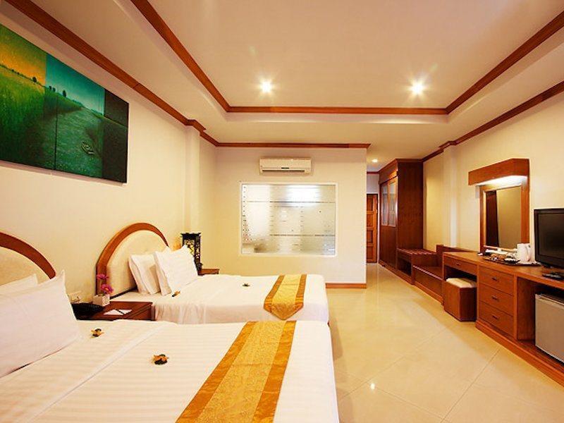 Blue Beach Club & Resort Patong Kültér fotó